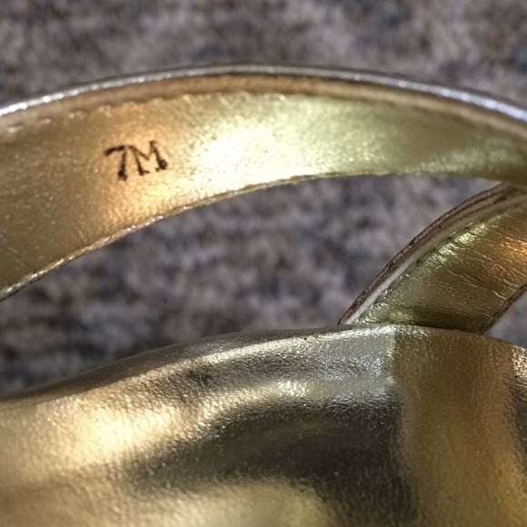 Colin Stuart gold wedge heel slides size 7M - Picture 8 of 8